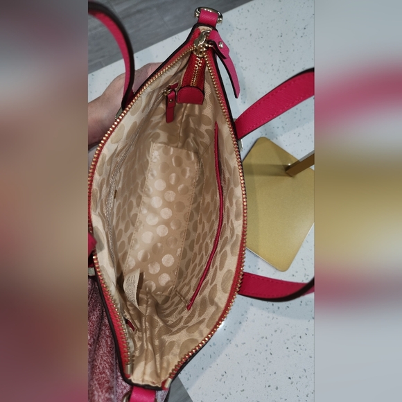 EUC Kate Spade Pink Crossbody - Picture 14 of 16